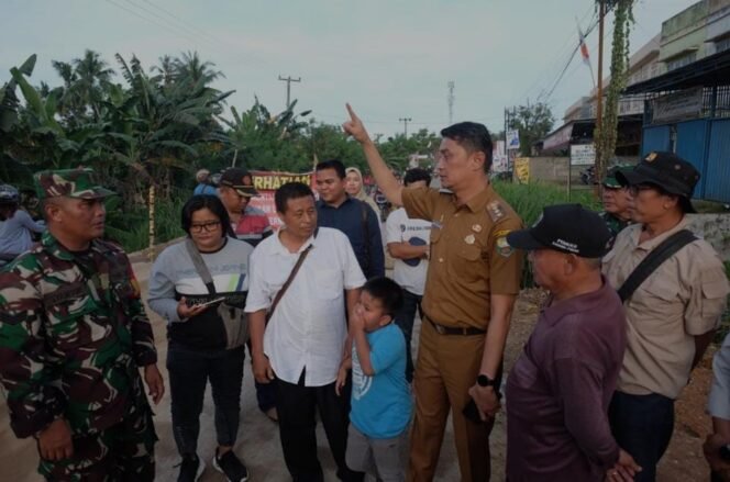 
					Pj Bupati Muaro Jambi Tinjau Renovasi Jembatan Penghubung Desa Kasang Kumpeh dan Desa Kasang Pudak