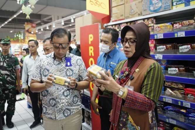 
					Sekda Kabupaten Sidoarjo Sidak Mamin Jelang Hari Raya Idul Fitri 1445 H