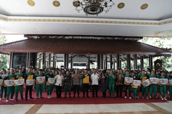
					Fly Over Djuanda Dibuka Fungsional Mulai 2 – 19 April Untuk Kelancaran Arus Lalu lintas Lebaran 2024