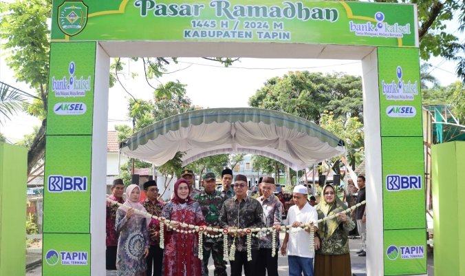 Pj.Bupati Tapin Buka Pasar Ramadhan