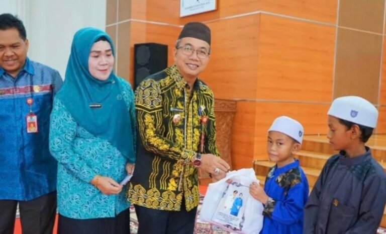 Pj. Bupati Tapin Dukung Kegiatan Istri Selenggarakan Khitanan Massal Di Bulan Ramadhan 1445 H