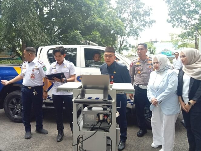 
					Tapin Terapkan Uji KIR Kendaraan di Buka Pj Bupati Syarifuddin
