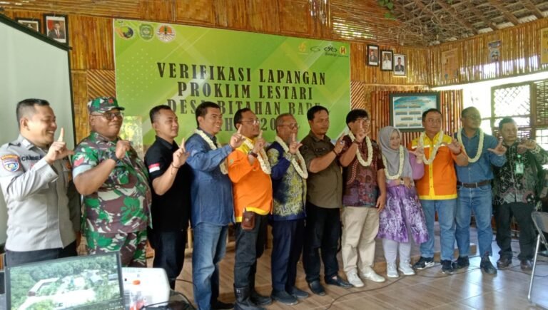 Tim Verifikasi Lapangan Proklim Lestari Nilai Desa Bitahan Baru Tahun 2024