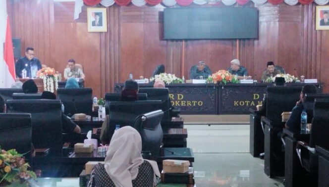 
					Terkait LPPA, Fraksi GKP DPRD Kota Mojokerto Soroti 5 Hal Penting, Ini Jawaban PJ. Wali Kota