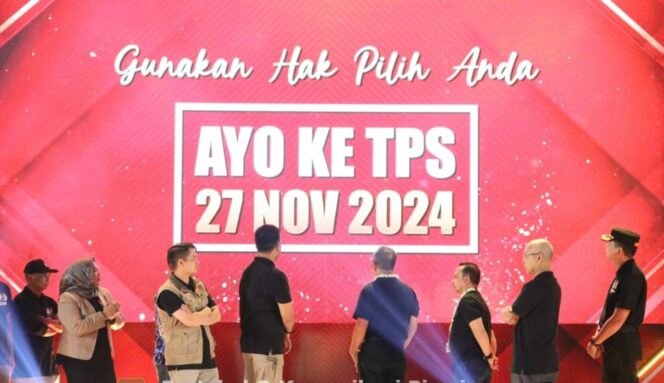 
					Tapin Sepakat Pilkada Serentak 27 November 2024 Ditandai Peluncuran Maskot Cabai Hiyung
