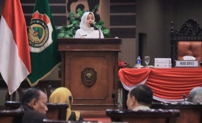 Bupati Mojokerto Ajukan Perubahan KUA & PPAS 2024 Dihadapan Rapat Paripurna, Inilah Kesepakatannya