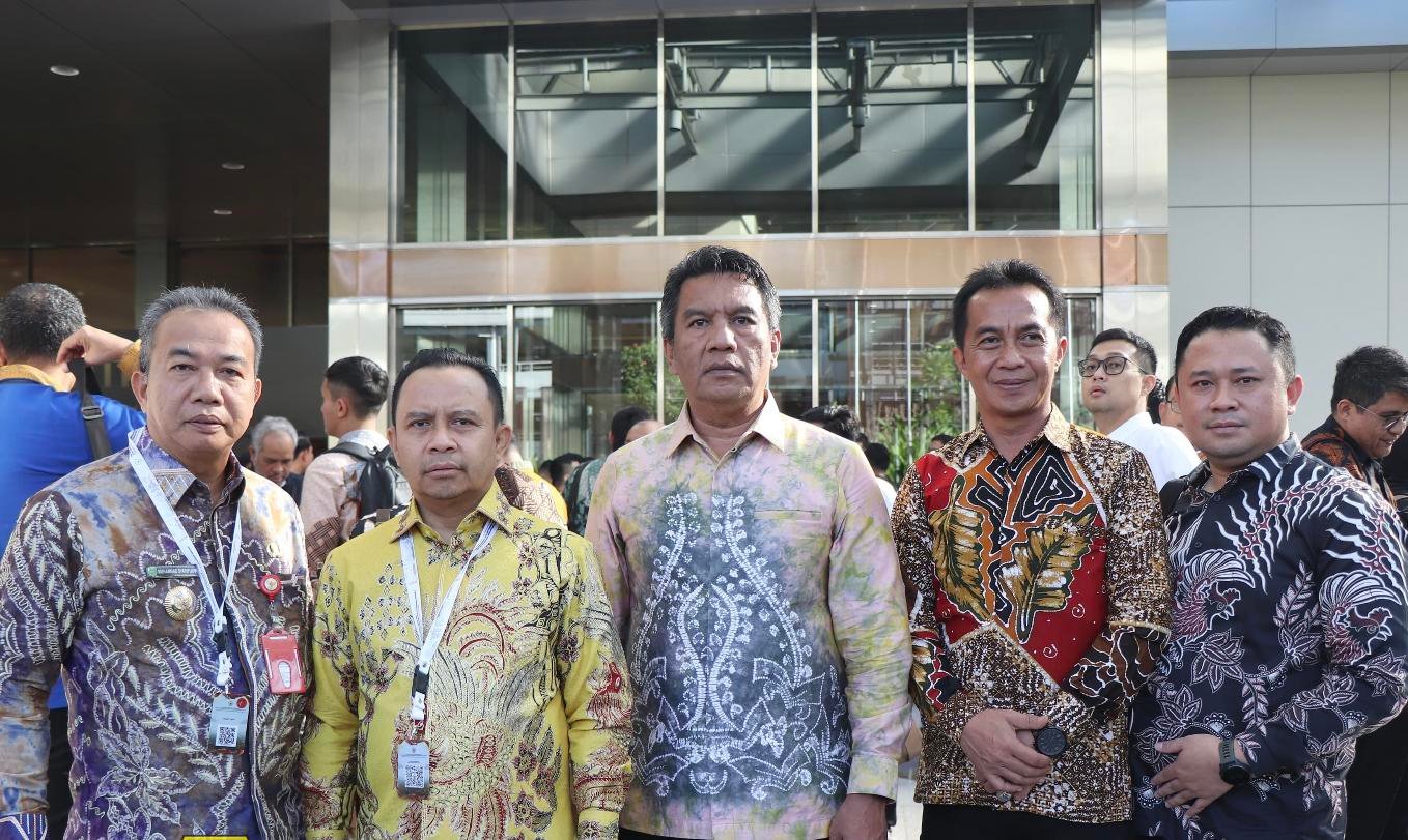 PJ.Bupati Tapin beserta Ketua DPRD Tapin Hadiri Penyampaian (LHP LKPP) TA.2023 Di Jakarta
