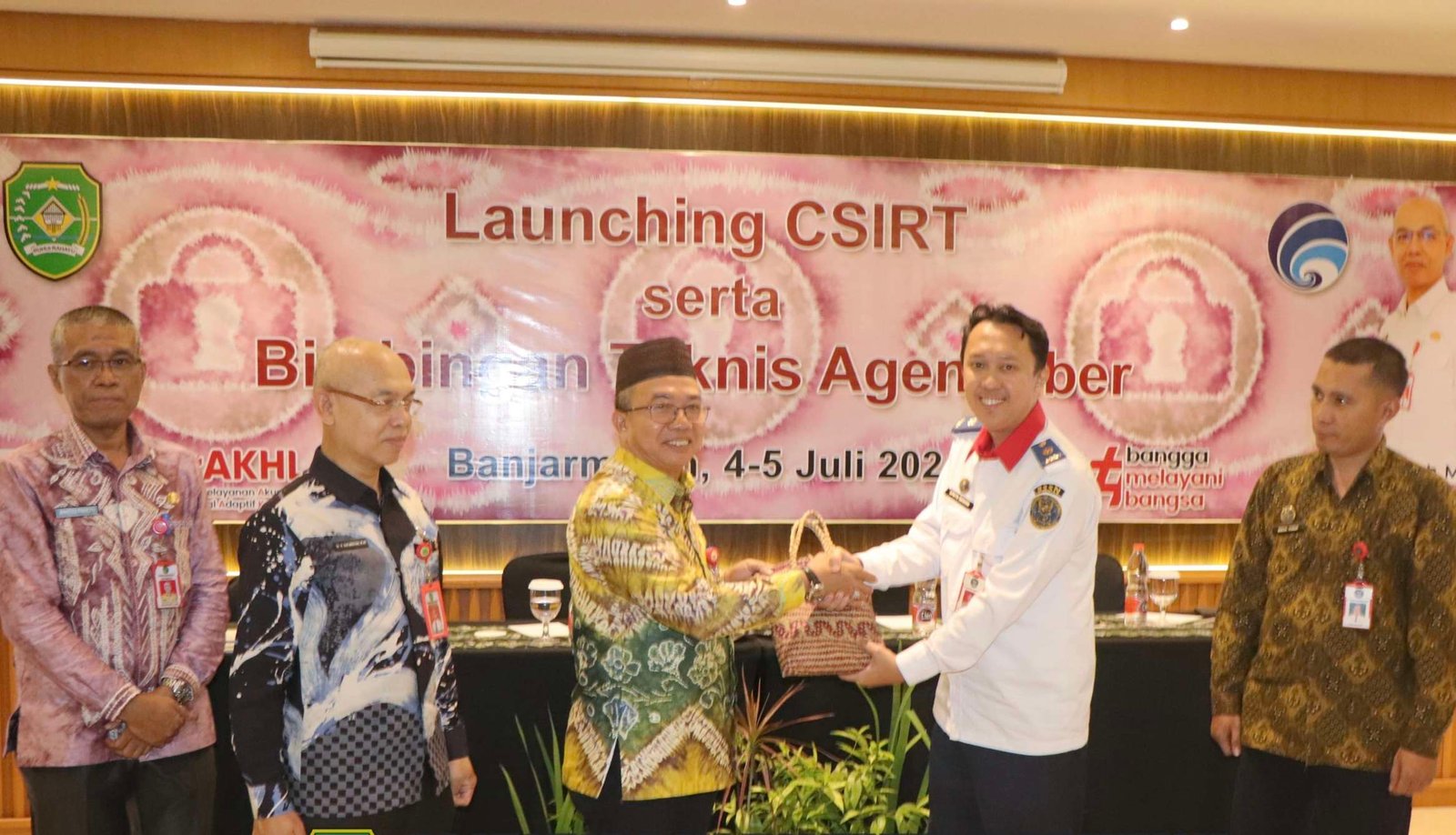 PJ.Bupati Tapin Luncurkan Tim Keamanan Sibernya Computer Security Incident Response Team