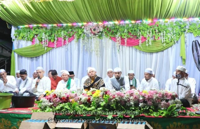 
					Masyarakat CLS dan CLU Peringati Haul KH Syarwani Abdan (Guru Bangil)