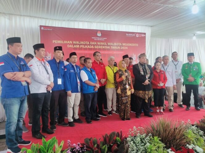 
					Calon Wali Kota Ning Ita & Cak Sandi Didukung 16 Parpol Siap Lawan Juned & Amin