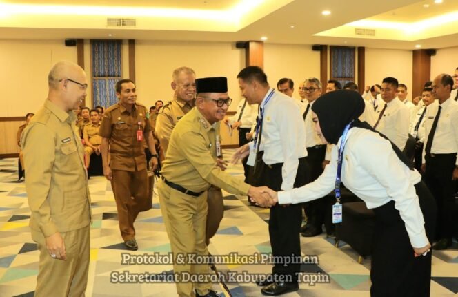 
					Sekda Tapin Buka Diklat PKA Angkatan XIII Penjabat Administrator di Banjar Baru Kalsel