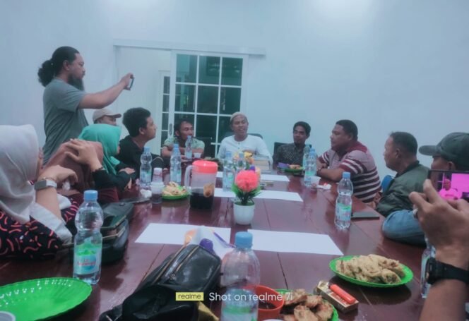 
					Gila Ada Novum Kasus Perusakan Excavator CV RF, Operatornya Dicekik Diancam Dibunuh & Hendak Dibakar