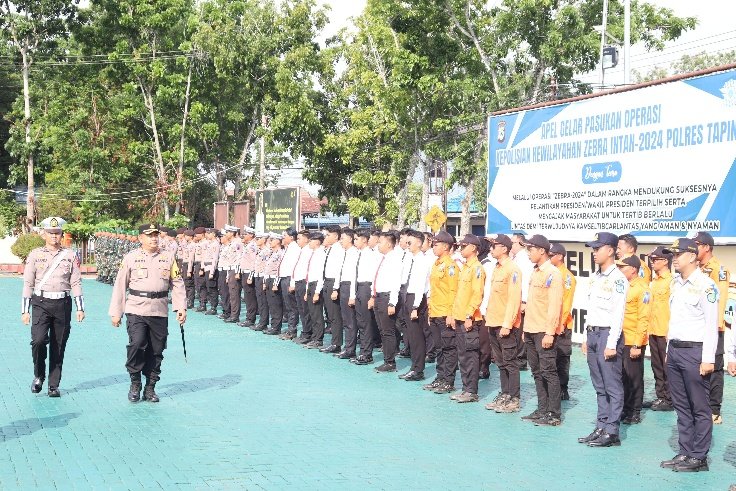 Polres Tapin Gelar Apel Upacara Operasi Zebra Intan 2024