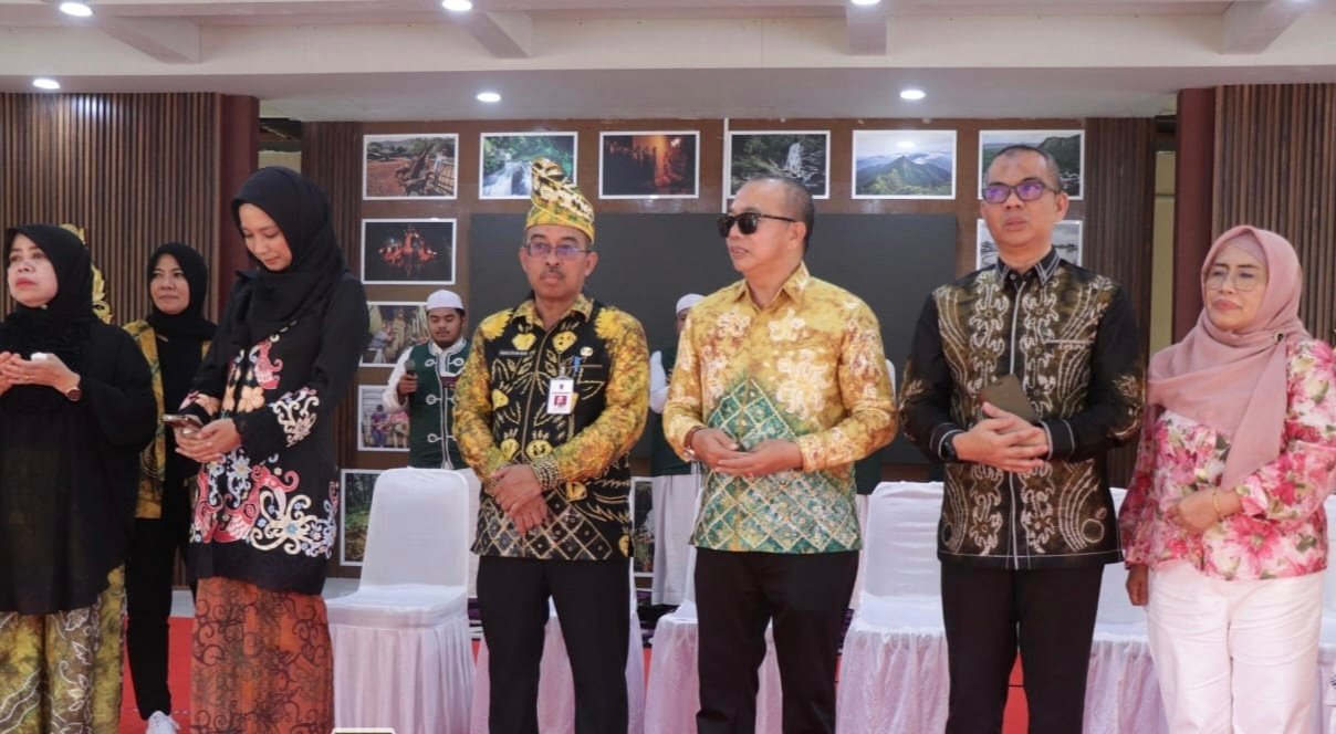 Pj.Bupati Tapin Promosikan Budaya Daerah di TMMI Jakarta