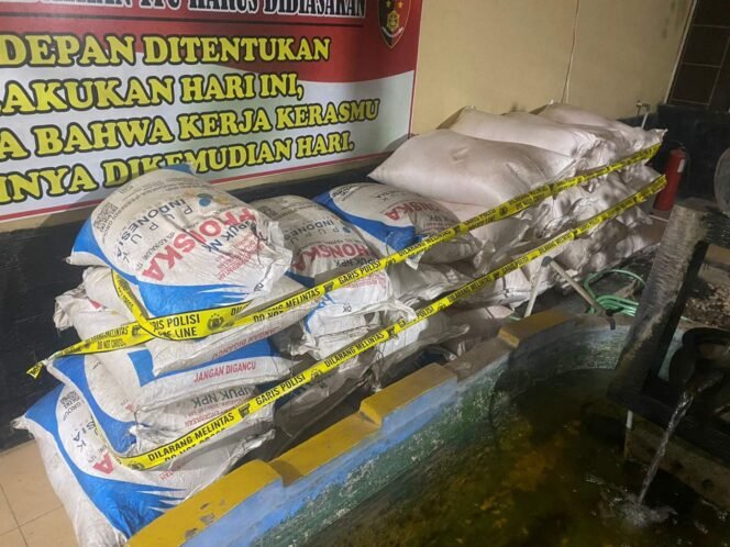 
					Aparat Polisi Tangkap Kedua Pelaku Penyalahgunaan Pupuk Bersubsidi Di Banua Halat