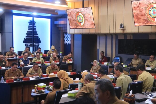 
					Pemkab Mojokerto Gelar Paparan dan Evaluasi Penanganan Bencana Hidrometeorologi