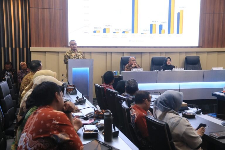 Bupati Ikhfina Beri Apresiasi Kinerja Pengelolaan Pajak Daerah Kabupaten Mojokerto