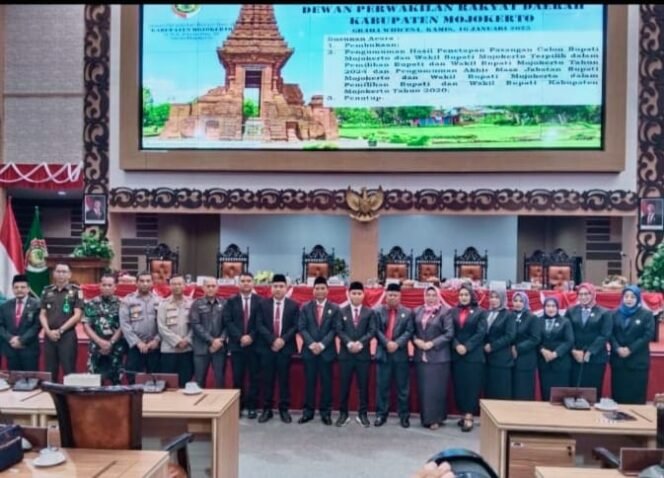 
					DPRD Kabupaten Mojokerto Sahkan Pengangkatan Bupati & Wakil Bupati Terpilih