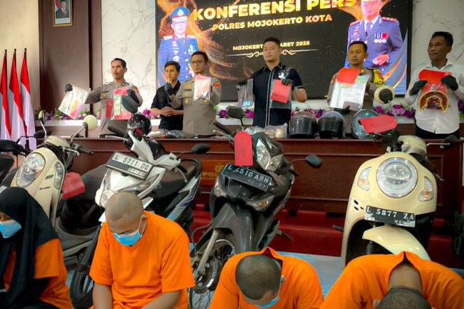 
					Sindikat Curanmor Beraksi di 21 TKP di Mojokerto, Tiga Residivis Kembali Ditangkap