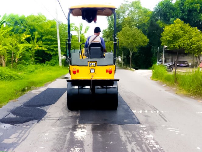 
					DPUPR Perakim Mojokerto Kebut Perbaikan Jalan, Pastikan Mudik Lebaran Lancar
