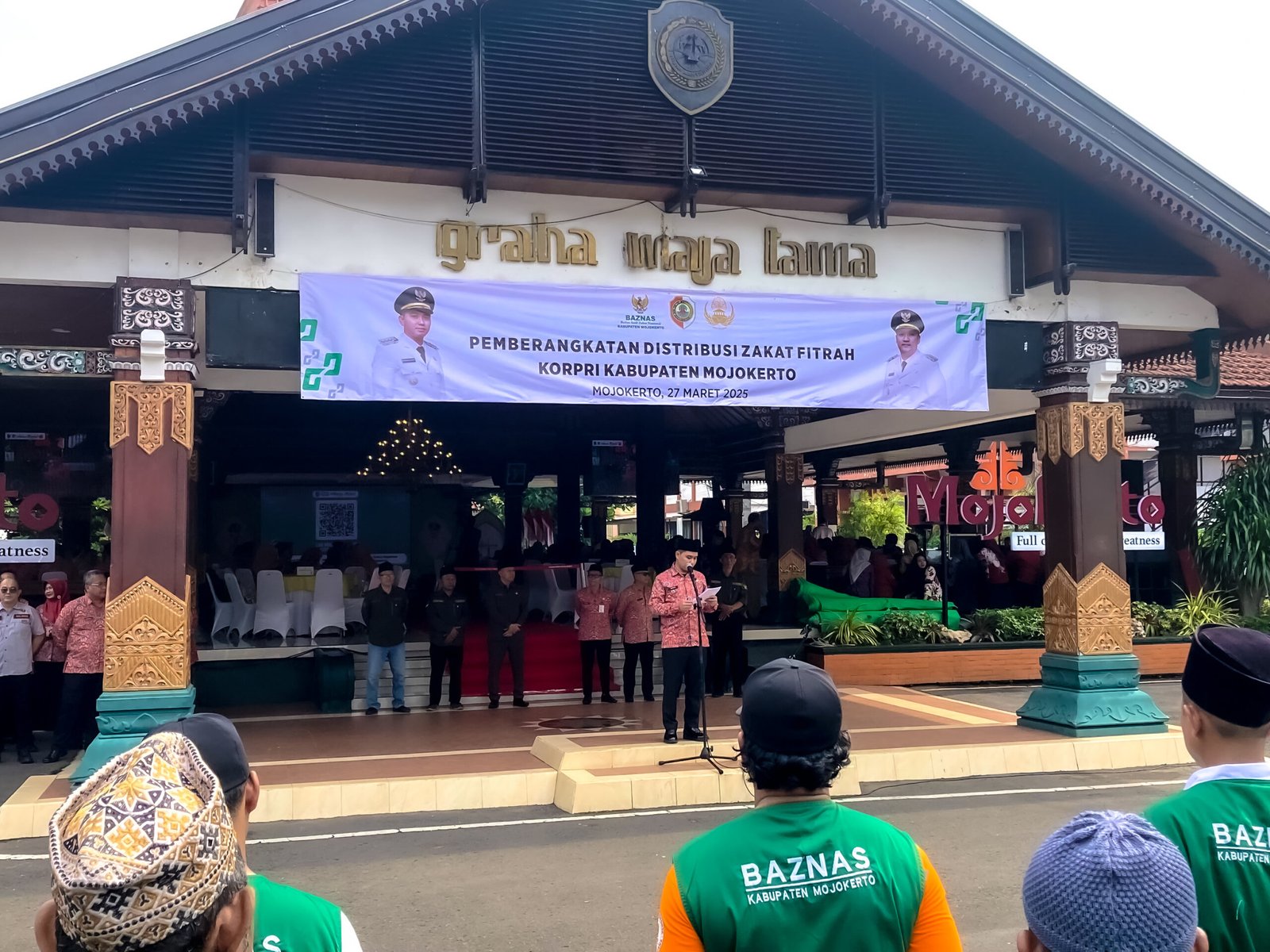 Gus Barra Serahkan Zakat Fitrah Tahap Awal untuk 205 Anak Yatim, Wujud Sinergi Pemkab Mojokerto dan Baznas