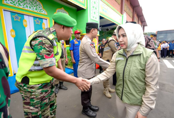 
					Pastikan Keamanan Mudik, Wali Kota Mojokerto dan Forkopimda Tinjau Posko Pengamanan