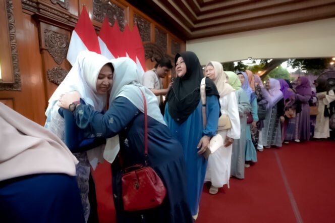 
					Tegaskan Pentingnya Tata Kelola Organisasi, Ning Ita Hadiri Halal Bihalal Muslimat NU Kota Mojokerto