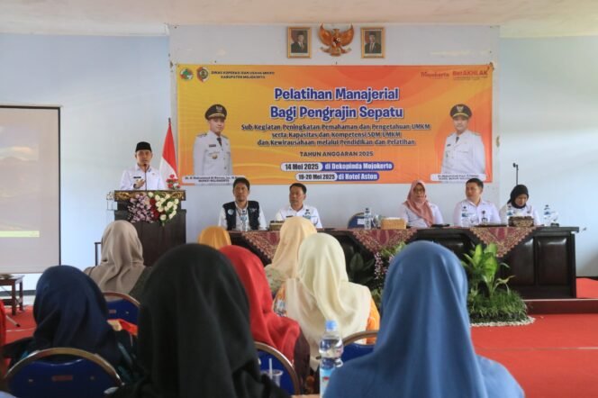 
					Gus Bupati: UMKM Jadi Penggerak Ekonomi Dasar dan Penyerap Tenaga Kerja