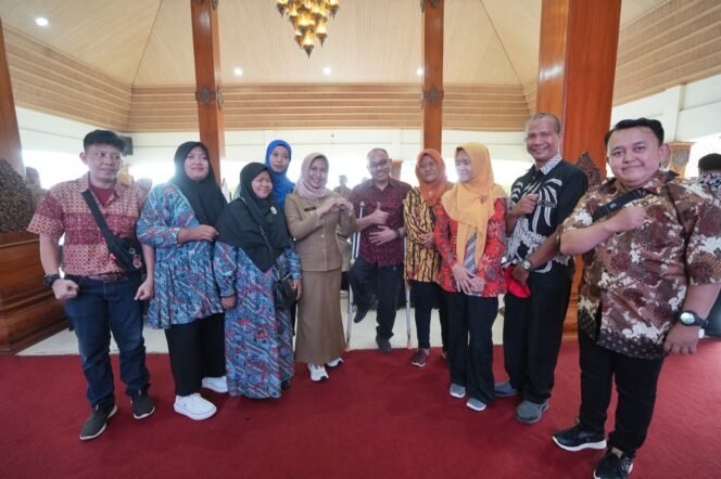 
					Wali Kota Mojokerto Tegaskan Komitmen Pembangunan Inklusif dan Berkeadilan Gender
