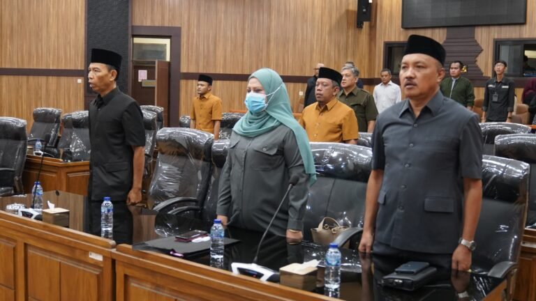 Wali Kota Mojokerto Sampaikan Raperda Pertanggungjawaban Pelaksanaan APBD 2024