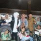 Gubernur Khofifah Serahkan Sembilan Jenis Bantuan Sosial di Mojokerto, Gus Bupati: Negara Hadir untuk Warga yang Membutuhkan