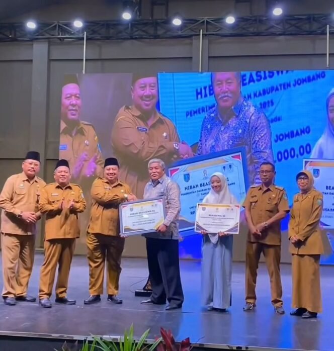 
					Bupati Jombang Luncurkan Beasiswa Milenial 2025: Strategi Cetak Generasi Unggul, Produktif, dan Cinta Desa
