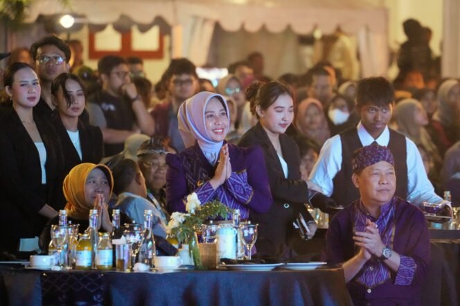 
					Wali Kota Mojokerto Hadiri Gala Dinner Muskomwil IV APEKSI 2025, Dorong Kolaborasi Antar Kota Wujudkan Pembangunan Berkelanjutan