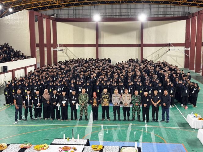 
					Sambut 1 Suro, Ratusan Warga Baru PSHT Mojokerto Disahkan di GOR Mojopahit, Dihadiri Wali Kota dan Wabup