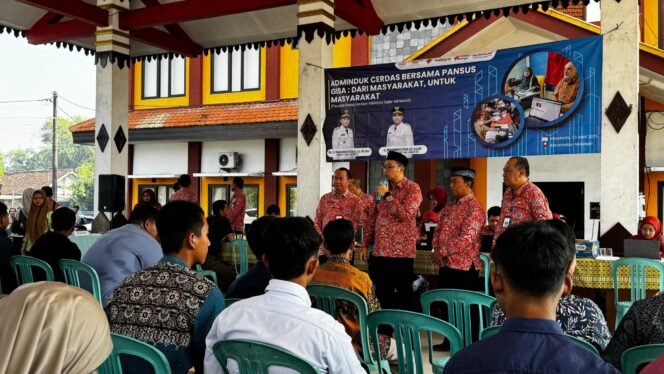 
					Wabup Mojokerto Apresiasi Antusiasme Remaja di Gerakan Sadar Adminduk Trowulan
