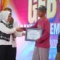 Semangat Tak Pernah Pensiun, Lansia Mojokerto Meriahkan HUT ke-80 RI di GOR Seni Majapahit