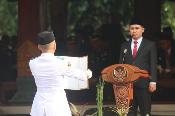 
					Pemkab Mojokerto Peringati Hari Sumpah Pemuda ke-97, Bupati Albarra Ajak Generasi Muda Jadi Penentu Sejarah Baru