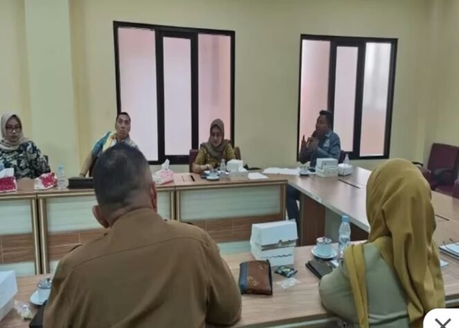 
					Kasus Dugaan Pungli di Puskesmas Dawarblandong, DPRD dan Dinkes Tegas: Harus Diusut Tuntas oleh Inspektorat