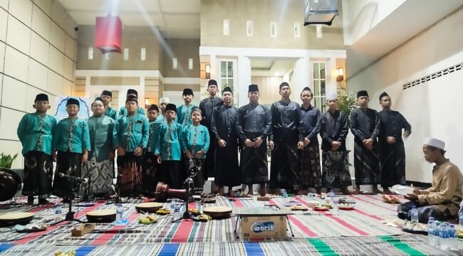 Selawatan ke-17 di LBH Djawa Dwipa: Doa Bersama untuk Orang Tua dan Penguatan Syiar Keagamaan di Kedunglengkong