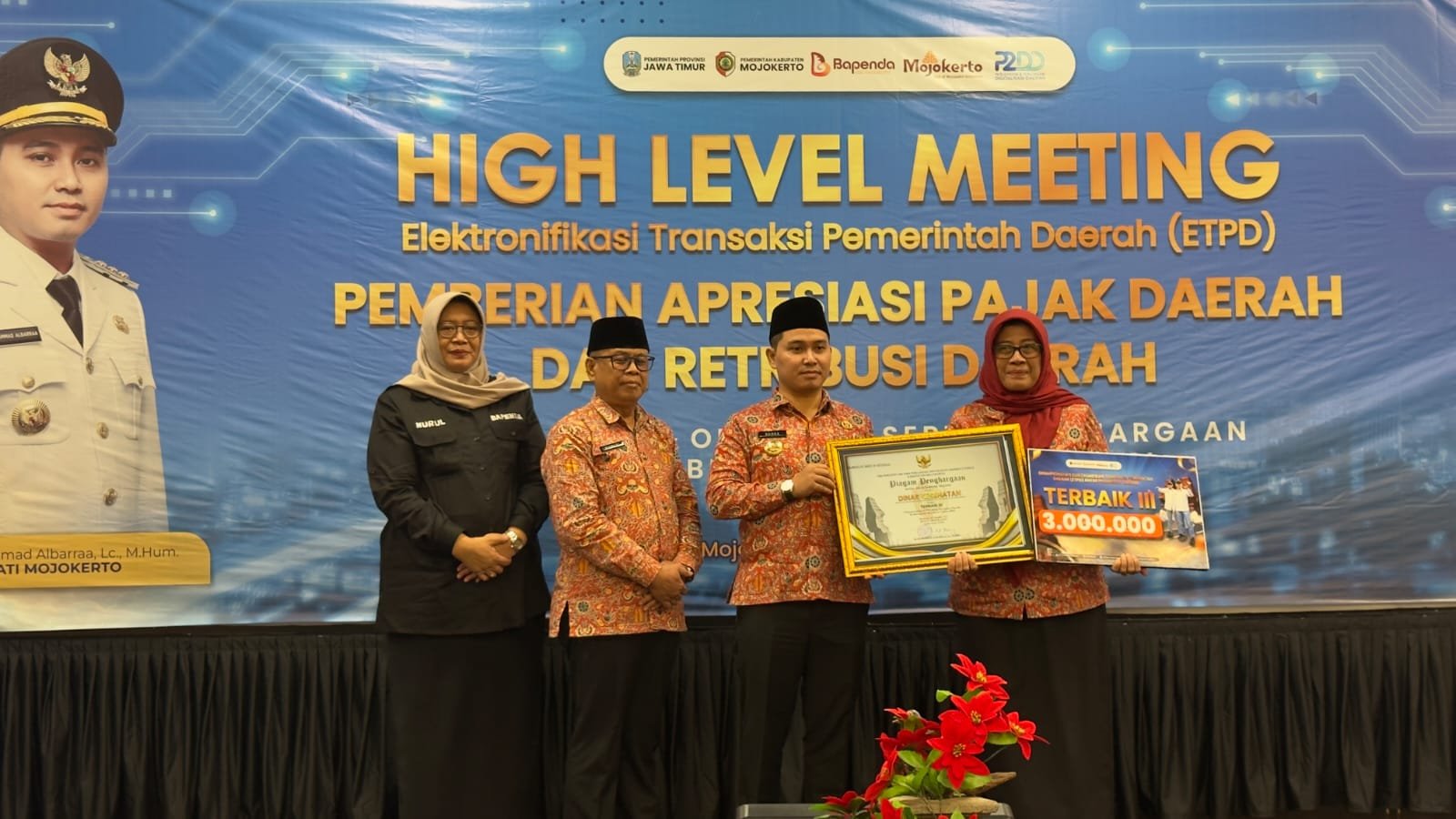 Pemkab Mojokerto Berikan Apresiasi Wajib Pajak & Perangkat Daerah Dalam Upaya Perkuat PAD