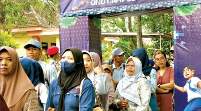 SMKN 1 Mojokerto Gelar Career Match & Campus Fest 2026: Cari Kerja atau Kuliah?


