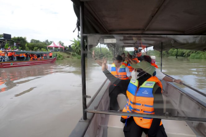 
					Uji Coba Wisata Susur Sungai Ngotok Dimulai, TBM Disiapkan Jadi Ikon Wisata Air Kota Mojokerto
