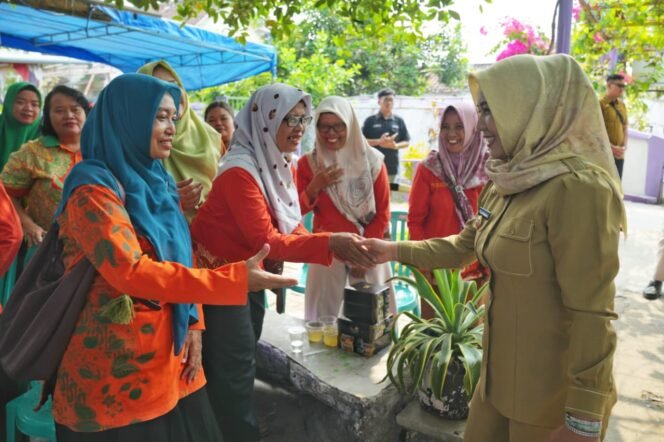 
					Perangi Narkoba, Ning Ita Minta Warga Tak Diam Jika Temukan Indikasi Peredaran